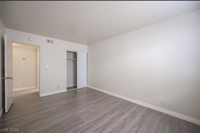 Building Photo - 5336 Mancos Ct