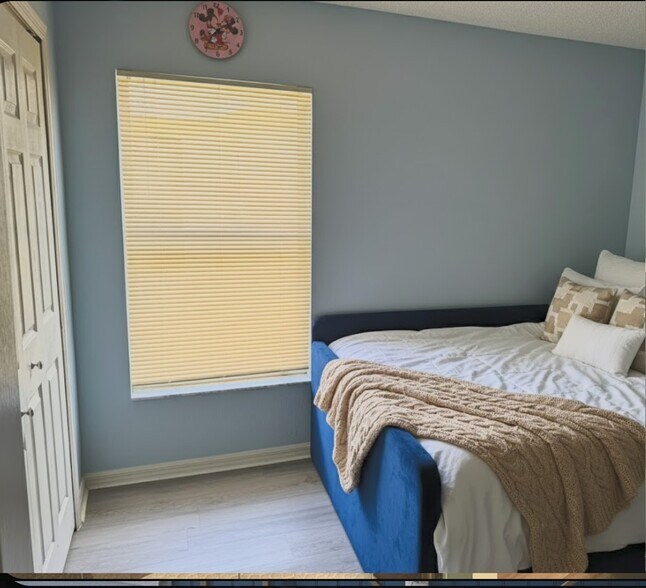 Building Photo - 1516 Gulfview Dr