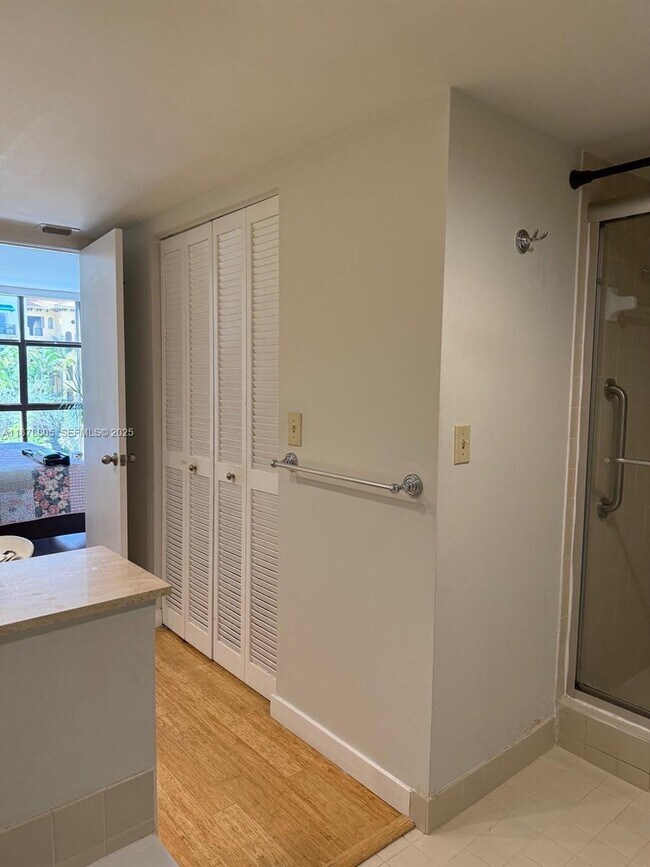 Building Photo - 600 Biltmore Way