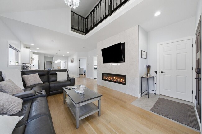 Building Photo - 4623 S Kilpatrick Ave