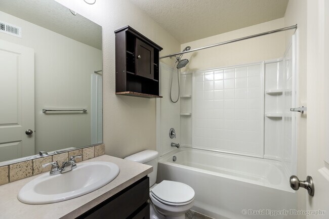 Building Photo - 33312 SW Havlik Dr