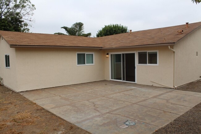 Building Photo - 331 Rebecca Ave