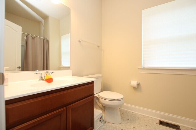 Building Photo - Maintenance Free Living!