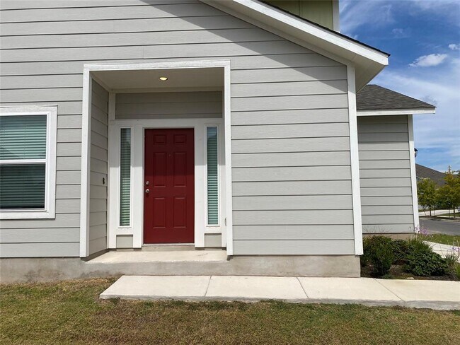 Building Photo - 194 Heritage Ml Trl