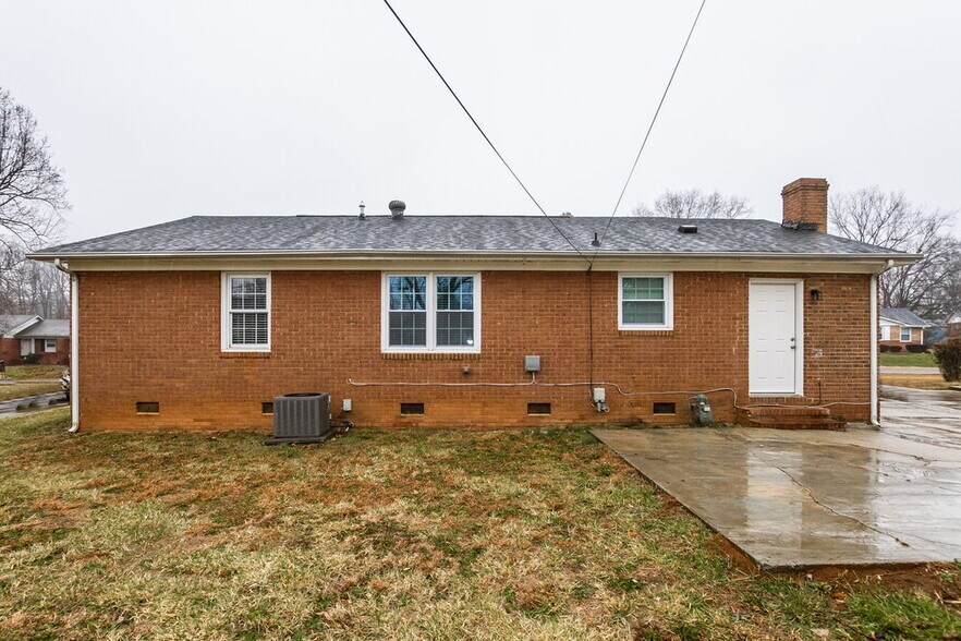 Building Photo - 5344 Evanshire Dr