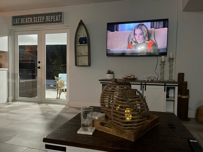 Building Photo - 30872 Minorca Dr
