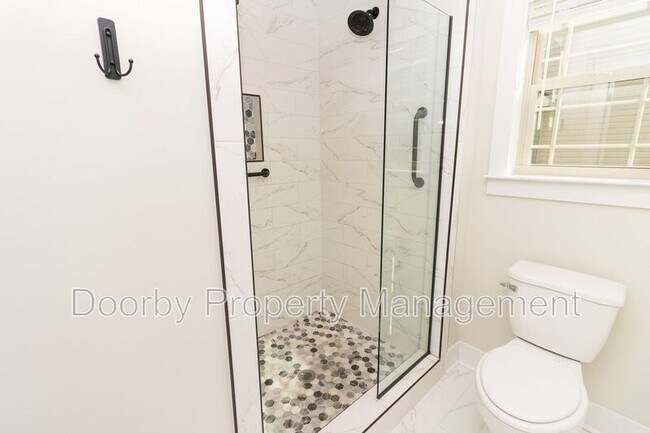 Building Photo - 65 Morning Mist Dr