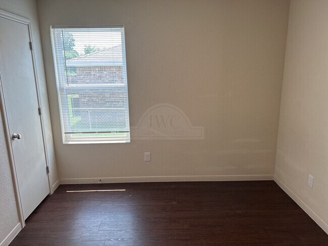 Building Photo - 5705 Rustler Dr
