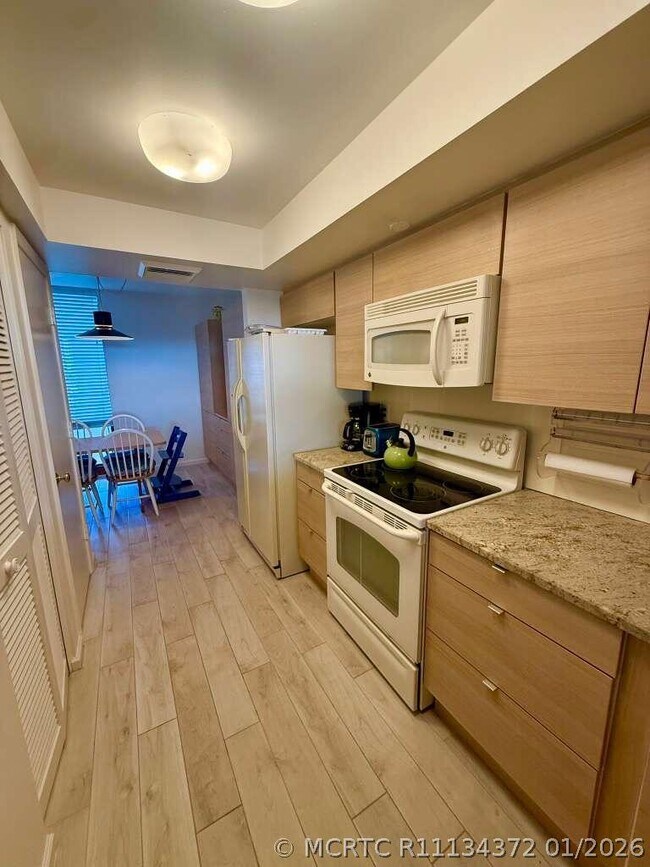 Building Photo - 3555 S Ocean Blvd