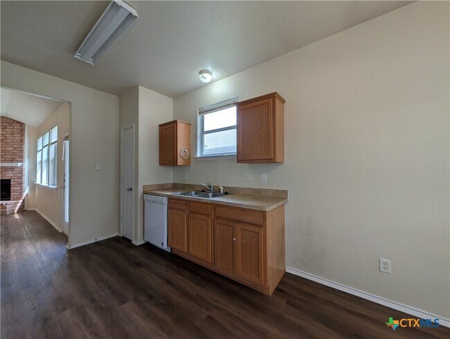 Building Photo - 341 Placid Meadow