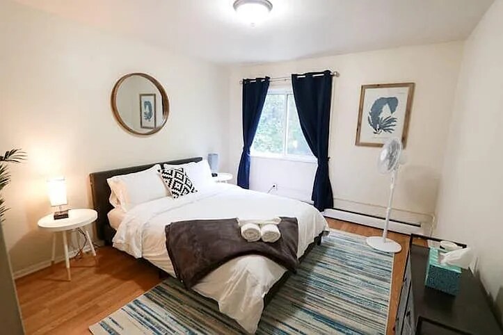 Building Photo - 1596 Jones Dr