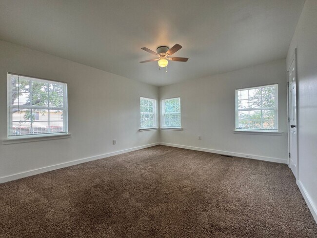 Building Photo - Remodeled Historic Home Near the Capitol, ...