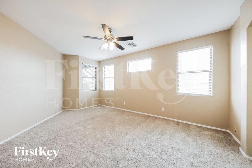 Building Photo - 188 S 154th Ln