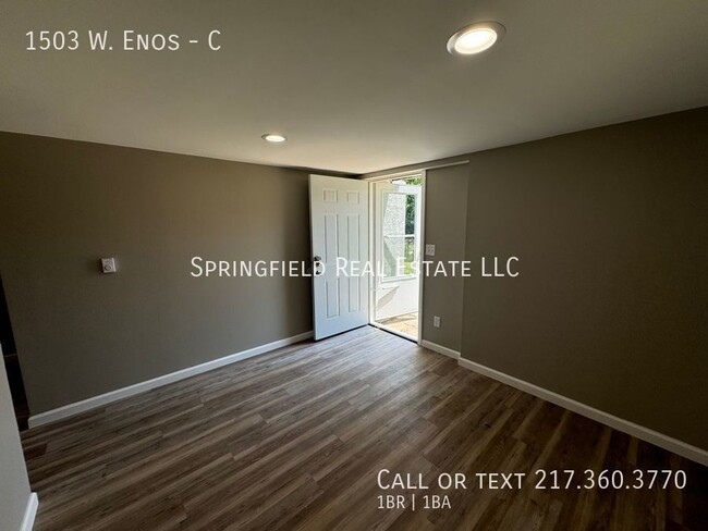 Building Photo - Modern 1 Bed 1 Bath Apartment with Ample S...