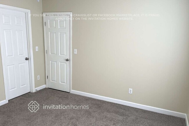 Building Photo - 847 Anchor Way NE