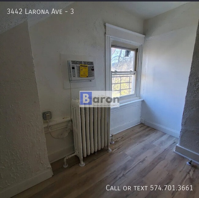 Building Photo - 3442 Larona Ave