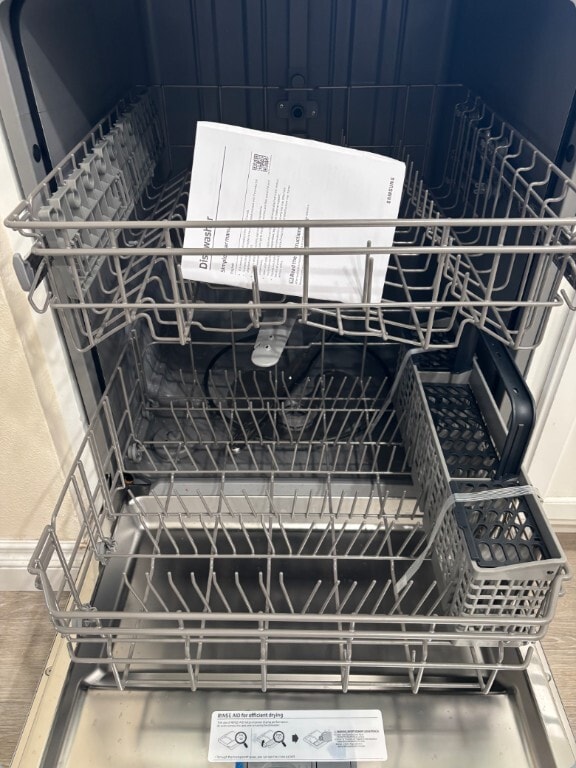 Building Photo - 2404 Manzana Way