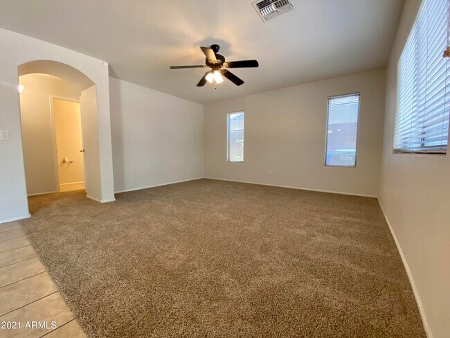 Building Photo - 2411 W Via Dona Rd