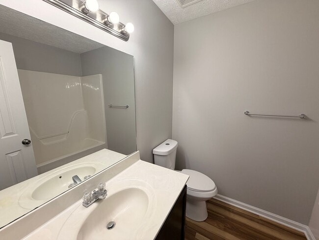 Building Photo - Nice 3 BR 2 Bath Available Now in Murfreesboro!