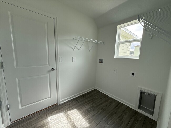 Building Photo - Millwood Estates - The Meadows at Millwood