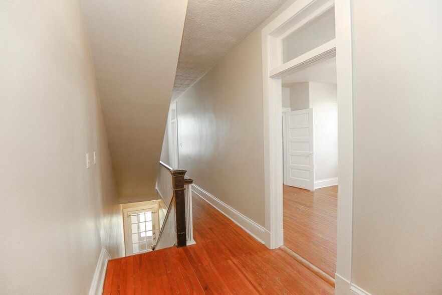 Building Photo - 1439 Moultrie Ave