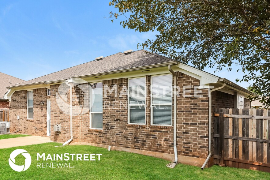 Building Photo - 2408 NW 161st St