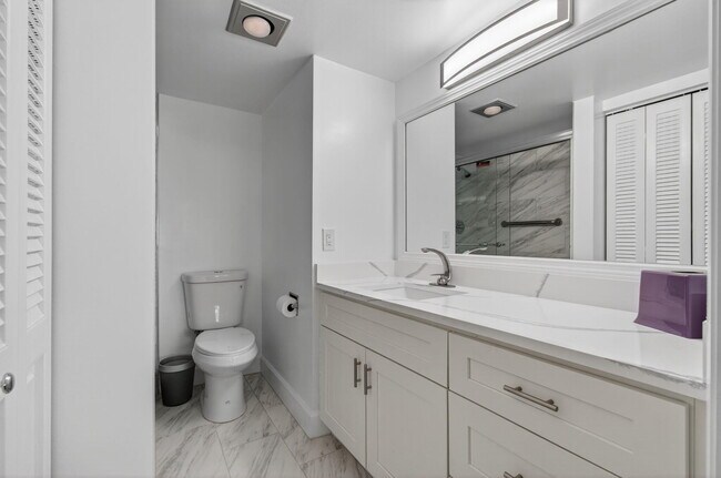 Building Photo - 4003 Wolverton E