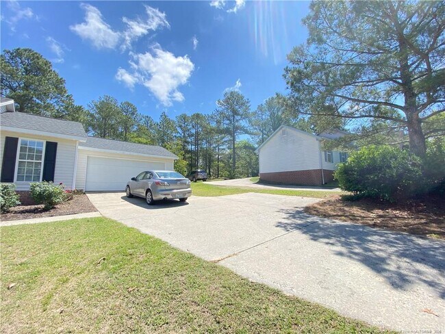 Building Photo - 92 Hunters Ridge