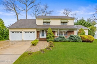 Building Photo - 1709 Fanwood St