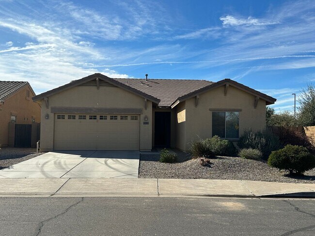 Primary Photo - Beautiful 4 bedroom 2 bath home