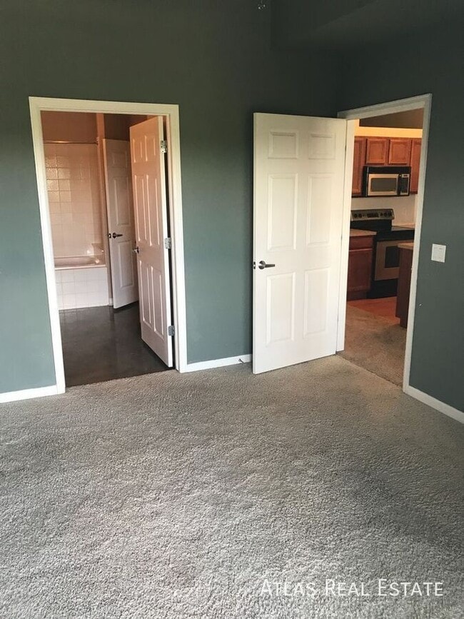 Building Photo - 15475 E Andrews Dr