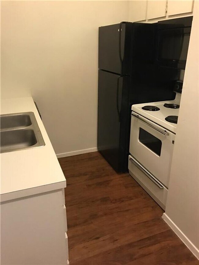 Building Photo - K227 - Salado Place #104