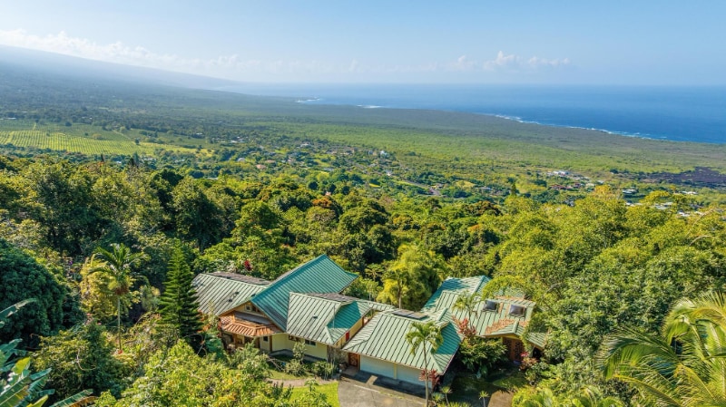 Building Photo - 82-5909-5909 Coffee Royal Pl