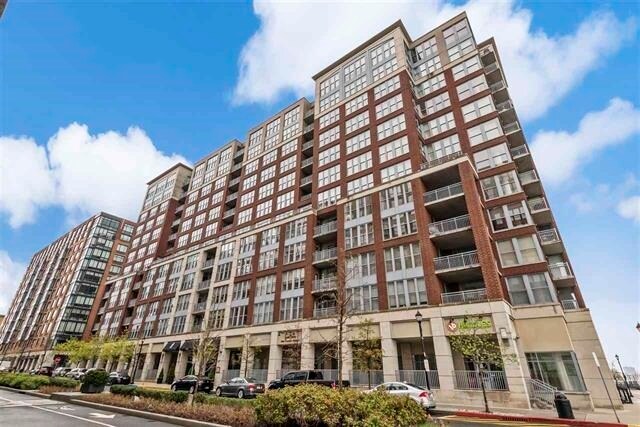 Building Photo - 1125 Maxwell Ln