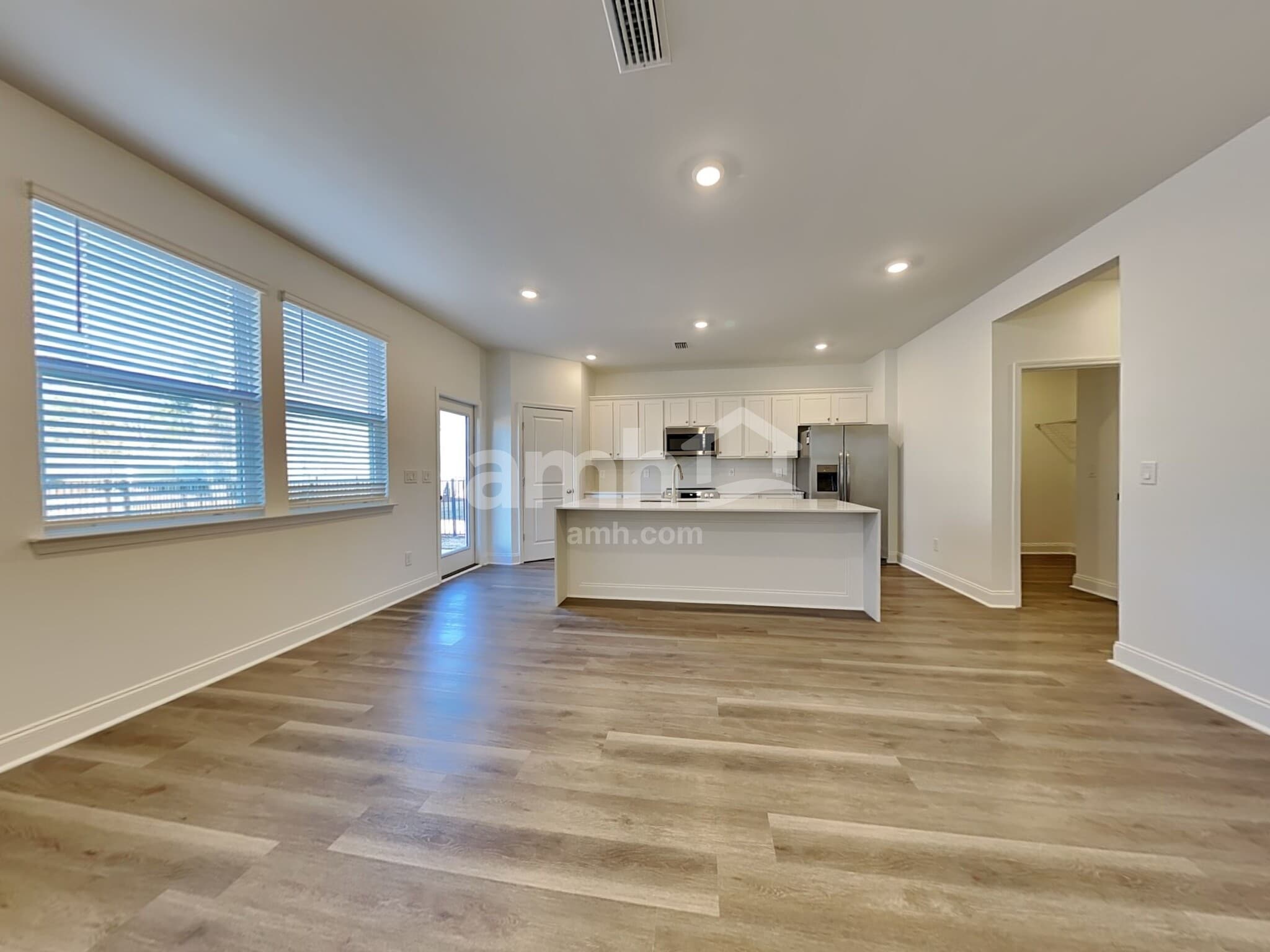 Building Photo - 168 Portside Pk Dr