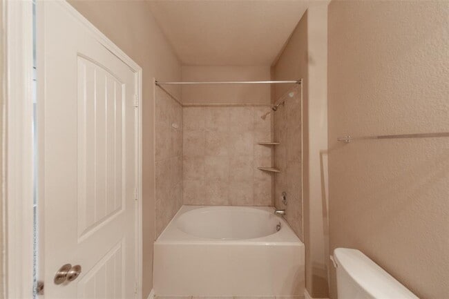 Building Photo - 3511 Goldleaf Trail Dr