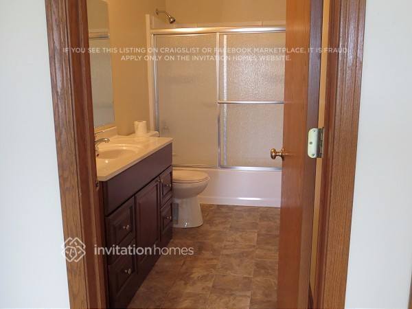 Building Photo - 153 Wedgeport Ct