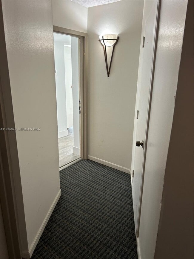 Building Photo - 6921 Environ Blvd