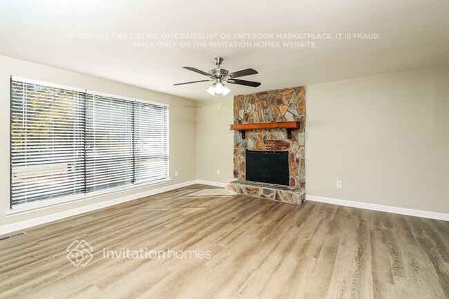 Building Photo - 6118 Pine Dale Ln