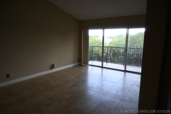 Building Photo - 8721 Wiles Rd