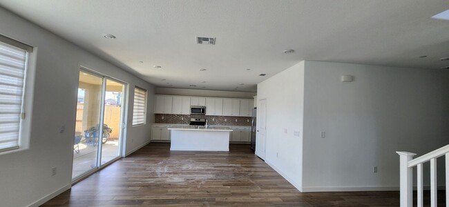 Building Photo - Brand New 4 Bedroom 3 Bathroom Home in Elk...