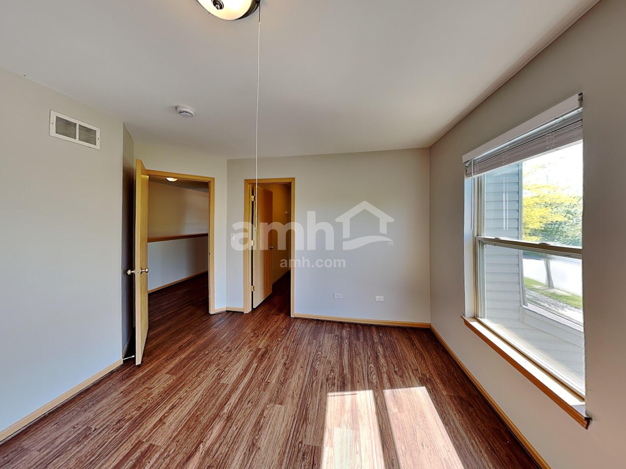 Building Photo - 3226 Kenilworth Ln