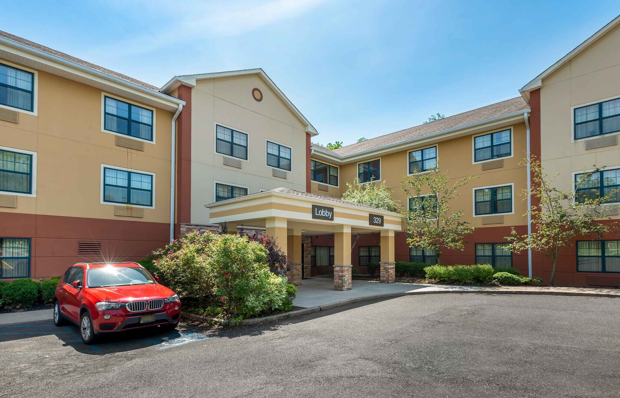 Building Photo - Furnished Studio-Red Bank - Middletown