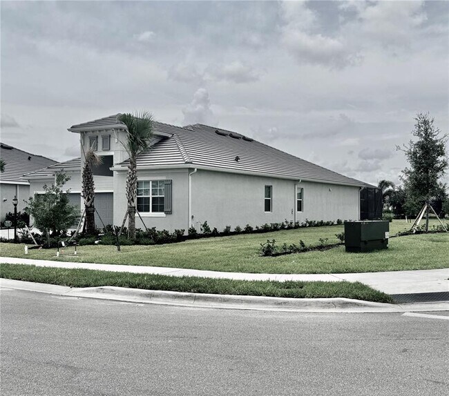 Building Photo - 19227 Scallop Lp