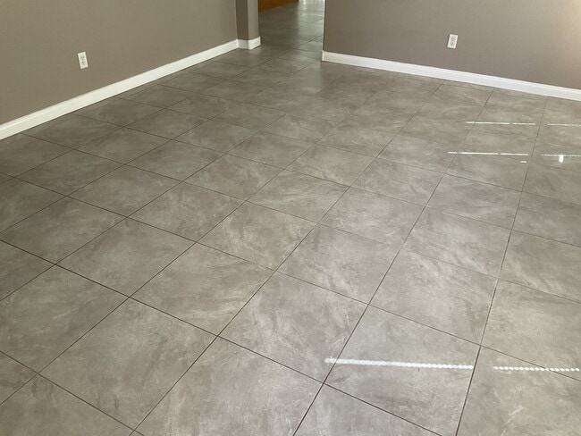 Building Photo - 5522 Jacobs Field St