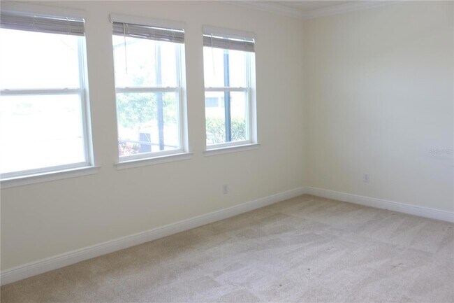 Building Photo - 5826 Long Shore Loop
