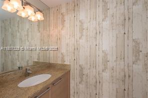 Building Photo - 16275 Collins Ave