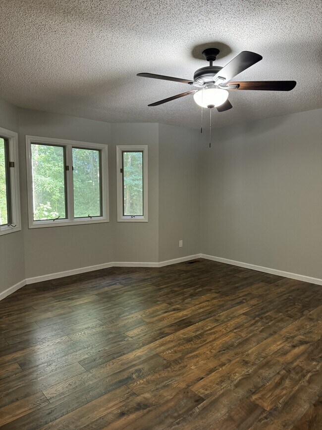Building Photo - 310 Paoli Trce