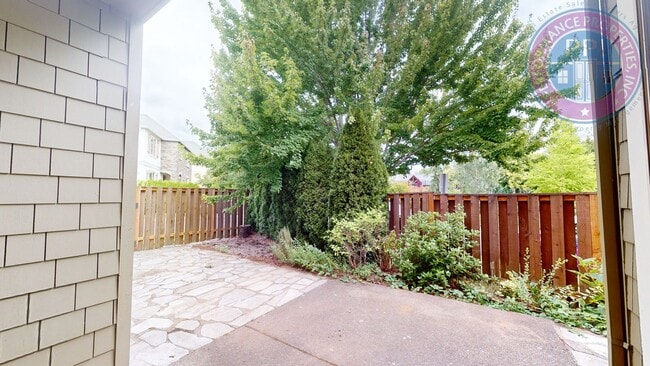 Building Photo - Bethany - Luxury Home, Central Air-Conditioning, Community Pool, Pet Welcome