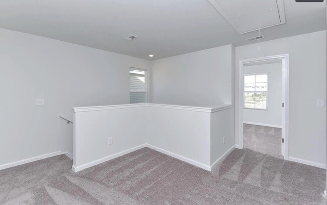 Building Photo - 466 Ganton Ct